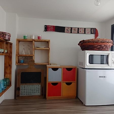 New! Great Location! Vibrant Downtown, Talpiot Market, Flea Market, Carmel Beach, Close To Everywhere Apartment Haifa Exterior foto